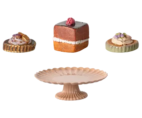 Cakes & Cakestand