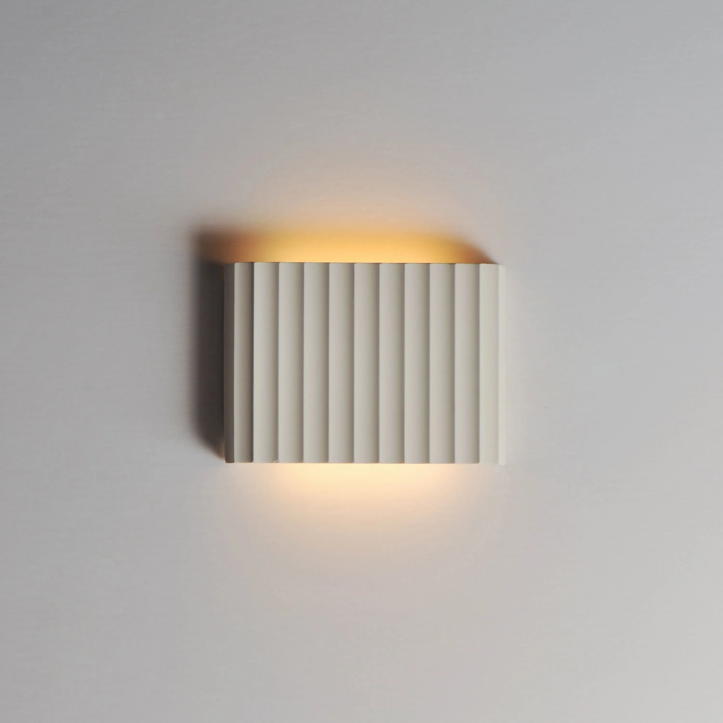 Delphi 9" LED Wall Sconce