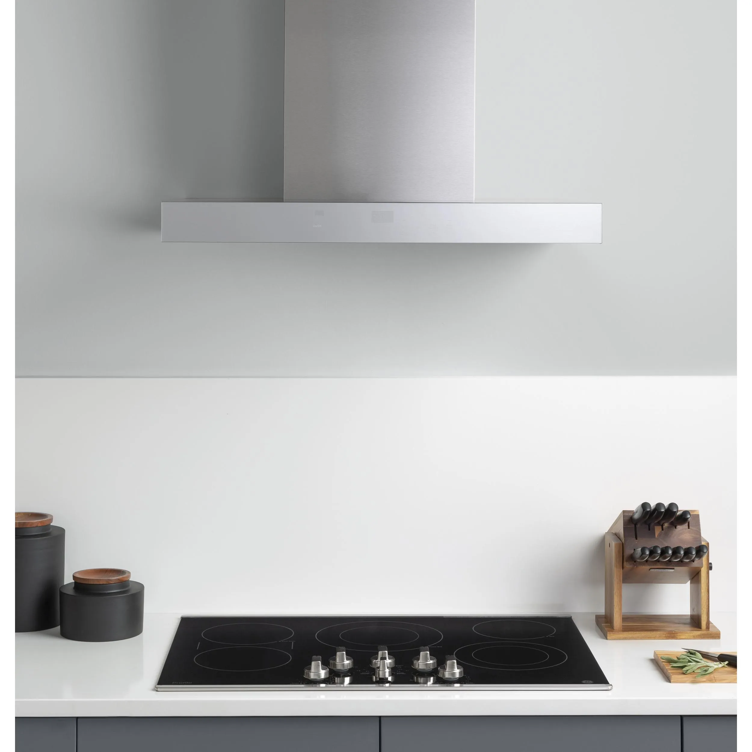 GE 30-inch Designer Wall Mount Range Hood UVW9301SLSS