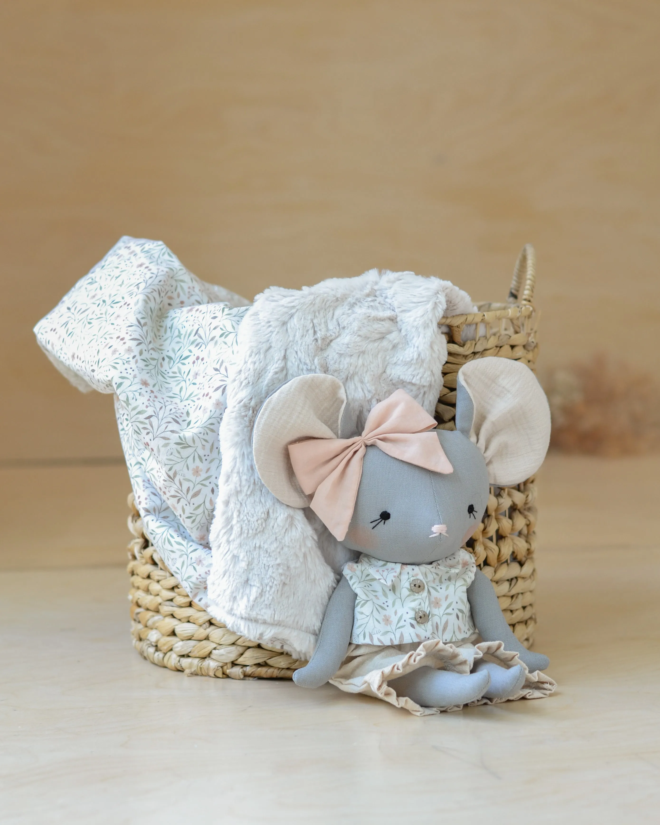 Mouse Doll and Blanket set | Floral