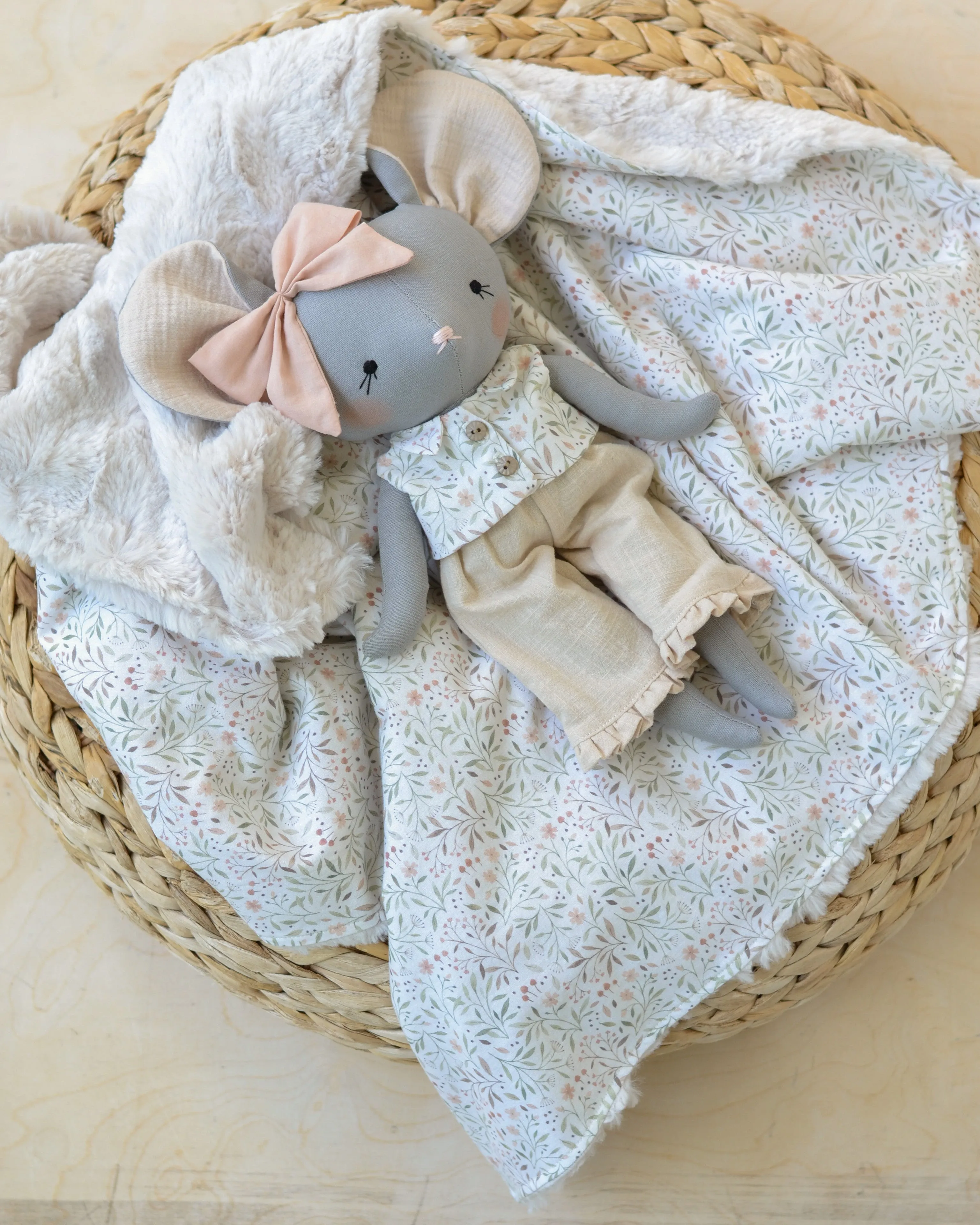 Mouse Doll and Blanket set | Floral